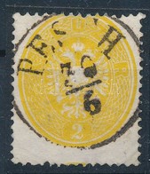 O 1863 2kr Sárga Túlfestékezett Nyomat, Elfogazva / Overinked Yellow Print, With Shifted Perforation 'PESTH' - Altri & Non Classificati