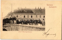 T2 1900 Szatmárnémeti, Szatmár, Satu Mare; József Főherceg Laktanya Katonákkal. Lövy Miksa Kiadása / Military Barracks W - Non Classés