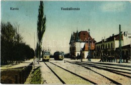 * T3 Kassa, Kosice; Vasútállomás Villamosokkal / Railway Station With Trams (Rb) - Non Classés