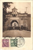 T2/T3 1928 Komárom, Komárnó; Új Várkapu / Nová Pevnost / Neues Festungstor / New Castle Gate. TCV Card (EK) - Ohne Zuordnung