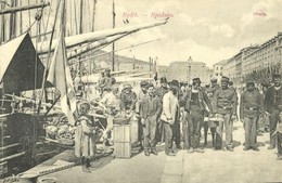 T2 Split, Spalato; Obala / Port Market With Vendors And Soldiers - Ohne Zuordnung