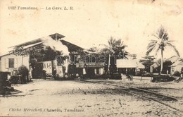 ** T2 Toamasina, Tamatave; La Gare / Bahnhof / Railway Station With Locomotive - Non Classés