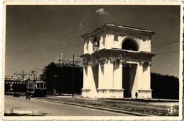 T2 1940 Chisinau, Kisinyov, Kisjenő, Kichineff; The Triumphal Arch, Tram - Ohne Zuordnung