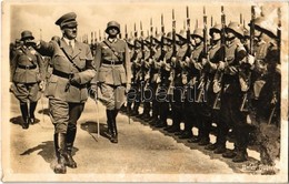 * T2/T3 1944 Unser Führer / Adolf Hitler With Soldiers. Foto B. Mitschke (surface Damage) - Non Classés