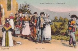 FOLKLORE . L'Auvergne Pittoresque . La Noce (Mariage ) - Trachten