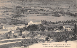 83-FAYENCE- VUE GENERALE DE LA PLAINE , LA GARE ET LES ETABLISSEMENT TARDIEU - Fayence