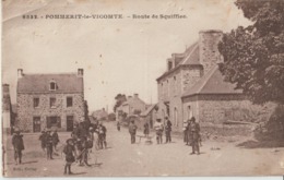 POMMERIT  Le  VICOMTE - Route De Squiffiec - Personnages Au Premier Plan. Carte Animée Et Rare - Other Municipalities