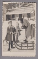 AK CH BE Innertkirchen 1928-03-12 Privatfoto Vor Hotel Mit Schlitten - Innertkirchen