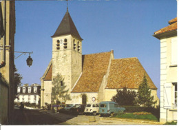 CHAMBOURCY - L'église - Voiture : Renault 4 L Et 4 L Camionnette - - Chambourcy