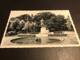 Harelbeke -  Stadspark Met Monument Peter Benoit - Uitg. Vandebuerie - Harelbeke