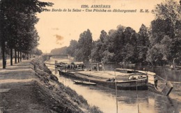 Thème    Navigation Fluviale .Péniche Écluse.Bac   :92 Asnières Sur Scène. Péniche De Déchargement       (voir Scan) - Chiatte, Barconi