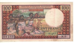 MADAGASCAR  100 Francs      P57a   (ND 1966) - Madagascar