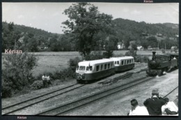 19) Corrèze - Photo Pérève Mai 1964 - Quelque Part En Corrèze - Autorail Billard Et Locomotive Mallet N°104 - Trains