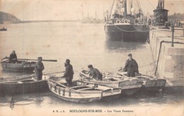 Thème    Navigation Fluviale .Péniche Écluse.Bac   :62 Boulogne Sur Mer Les Vieux Passeurs      (voir Scan) - Chiatte, Barconi