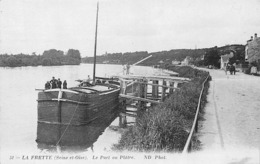 Thème    Navigation Fluviale .Péniche Écluse.Bac   95 La Frette   Le Port Au Plâtre     (voir Scan) - Houseboats