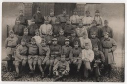 Carte Photo Militaria Groupe De Soldats Par Maitre Chambery - Régiments