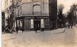 Thème  Banque-Assurance :     92 Localisée A Nanterre.  Banque Populaire.  Carte Photo      (voir Scan) - Banken