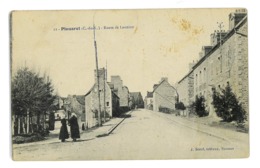 CPA 22 PLOUARET ROUTE DE LANNION - Plouaret