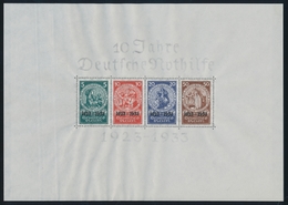 Deutsches Reich - 3. Reich: 1933, Nothilfe-Block Mit Postfrischem Mittelstück, In Den Ecken Falze En - Lettres & Documents