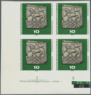 DDR: 1970, Archäologische Funde 10 Pf. 'Reiterstein (um 700), Fundort Hornhausen' In 3 Verschiedenen - Unused Stamps