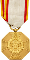 Orden & Ehrenzeichen: LIPPE-DETMOLD; 1915-1921, "Kriegs-Ehrenmedaille" Für Verdienste Im Feindesland - Sonstige & Ohne Zuordnung