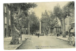 Delcampe - CPA 13 TRETS BOULEVARD DE LA REPUBLIQUE - Trets