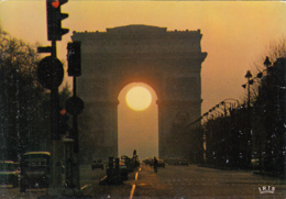 Delcampe - 83282- PARIS- CHAMPS ELYSEES BOULEVARD, ARCH OF  TRIUMPH, BUSS, CAR, SUNSET - Champs-Elysées