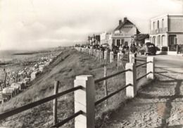 Delcampe - THARON - LE CASINO ET LE REMBLAI - Tharon-Plage