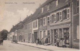 67 - SARRE-UNION - RUE DE PHALSBOURG - COMMERCES EN GROS PLAN - Sarre-Union