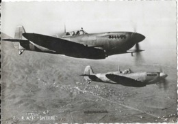 Avion Britannique - Royal Air Force (R.A.F.) 2 Spitfire En Vol - Carte N° 7 - 1939-1945: 2de Wereldoorlog