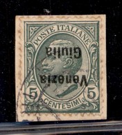 Occupazioni I Guerra Mondiale - Venezia Giulia - 1918 - 5 Cent (21a) Con Soprastampa Capovolta - Usato Su Frammento - Sonstige & Ohne Zuordnung