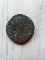 Monnaie Romaine - Sesterce En Bronze De Lucille - Piétas - S.C- 166-169 Rome - - Les Antonins (96 à 192)