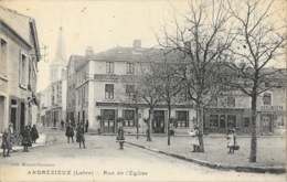 Andrézieux (Loire) - Rue De L'Eglise, Petite Animation Devant Le Grand Hôtel - Edition Brunel-Chavanon - Andrézieux-Bouthéon