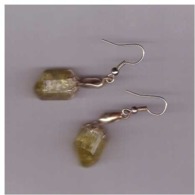 Maroc. Paire De Boucles D'Oreilles Avec Pierres D'Apatite Vert-Jaune. Poids : 12 Grammes - Minéraux