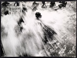 Gink Károly (1922-2002): Wasserstrahl, Hátoldalon Feliratozott, Aláírt Fotóművészeti Alkotás, 30×40 Cm - Andere & Zonder Classificatie