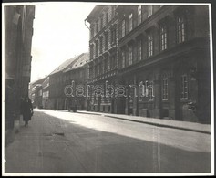 Cca 1930-1940 Budai Vár, Országház Utca Részlete (14-12.), Rajta Ferenczy- (14.), és Pauer-ház (12.) épületeivel, Fotó,  - Otros & Sin Clasificación