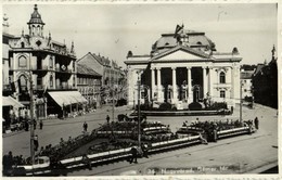 ** T2 Nagyvárad, Oradea; Bémer Tér, Színház Magyar Zászlóval / Square, Theatre With Hungarian Flag. Photo - Sin Clasificación