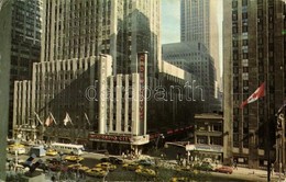 T2/T3 New York City, Radio City Music Hall, Street, Whelan Discount Center (creases) - Zonder Classificatie