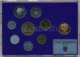 Ausztria 1982. 2gr-20Sch (8xklf) + 'Hauptmünzamt' Emlékérem, Forgalmi Sor Műanyag Tokban T:PP Austria 1982. 2 Groschen - - Sin Clasificación