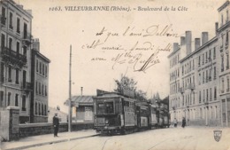 Villeurbanne        69      Beau Plan De Tramway Boulevard De La Côte   ( Voir Scan) - Villeurbanne