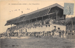 61-BAGNOLE-DE-L'ORNE- SUR L'HIPPODROME - Bagnoles De L'Orne