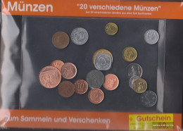 All World 20 Different Coins  Out 20 Different Countries Out All Five Continents - Mezclas - Monedas