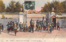 Lyon          69       Caserne De La Part Dieu. Arrivée Des Bleus         (voir Scan) - Other & Unclassified
