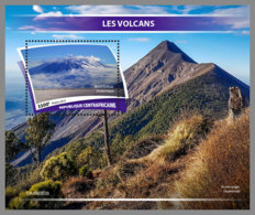 CENTRALAFRICA 2019 MNH Volcanoes Vulkane Volcans S/S - OFFICIAL ISSUE - DH1943 - Volcanos