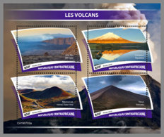 CENTRALAFRICA 2019 MNH Volcanoes Vulkane Volcans M/S - IMPERFORATED - DH1943 - Volcanos