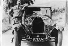 Jean Bugatti And His Car -  Carte Postale Modern - Turismo