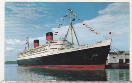 Uncirculated Postcard - RMS Queen Elisabeth In Cristobal Harbor , Panama Canal Zone - Otros