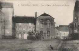 70  FLEUREY LES FAVERNEY   HAUTE SAONE  BELLE  CPA  LE PRESBYTERE ET LA MAIRIE - Autres & Non Classés