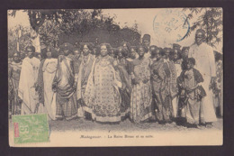 CPA Madagascar Afrique Noire Circulé Reine Royalty - Madagascar