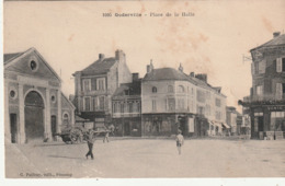 76 Goderville. Place De La Halle - Goderville